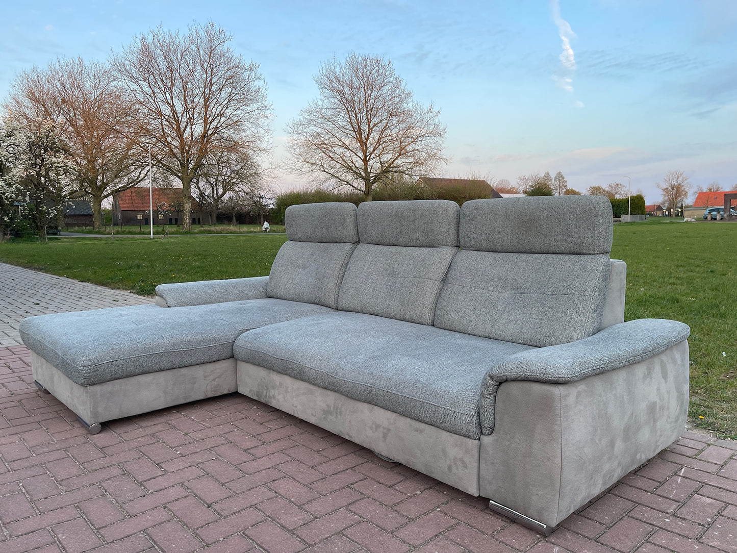 GRATIS LEVERING HEEL BENELUX + DACH Moderne Grijs Stoffen Hoekbank + Slaapfunctie