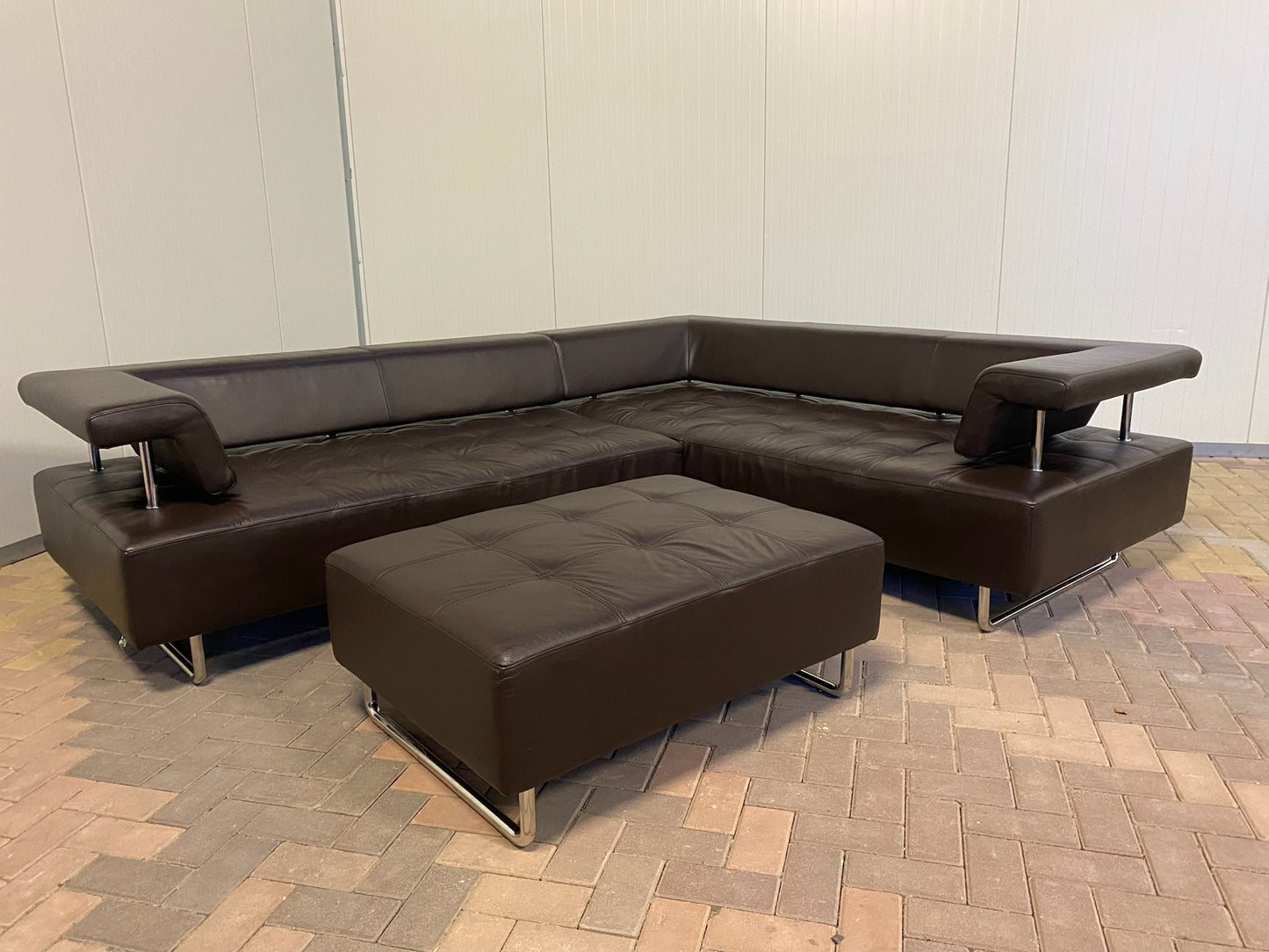 GRATIS LEVERING HEEL BENELUX + DACH Montel Bruin Echt Leer Hoekbank met Poef