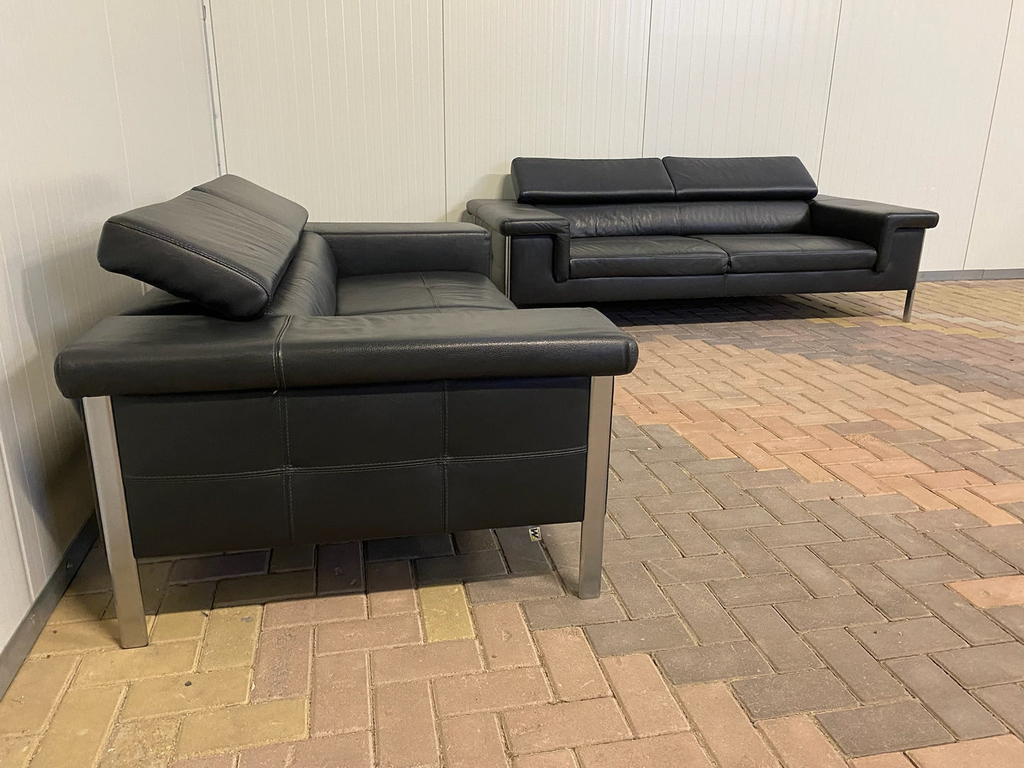 GRATIS LEVERING HEEL BENELUX + DACH Montel Zwart Leer Bankstel 3+2,5 Zits