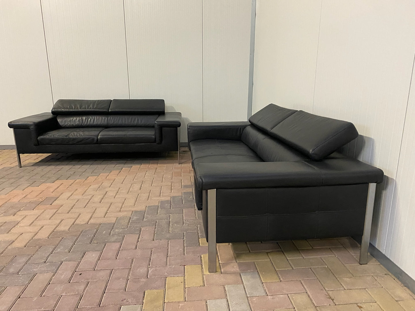 GRATIS LEVERING HEEL BENELUX + DACH Montel Zwart Leer Bankstel 3+2,5 Zits