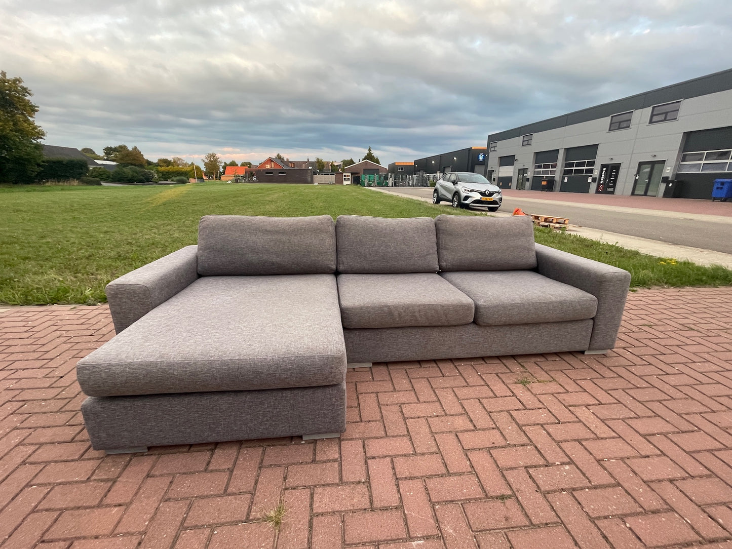 GRATIS LEVERING HEEL BENELUX + DACH N-joy Grijs Stoffen Hoekbank met Lounge Links