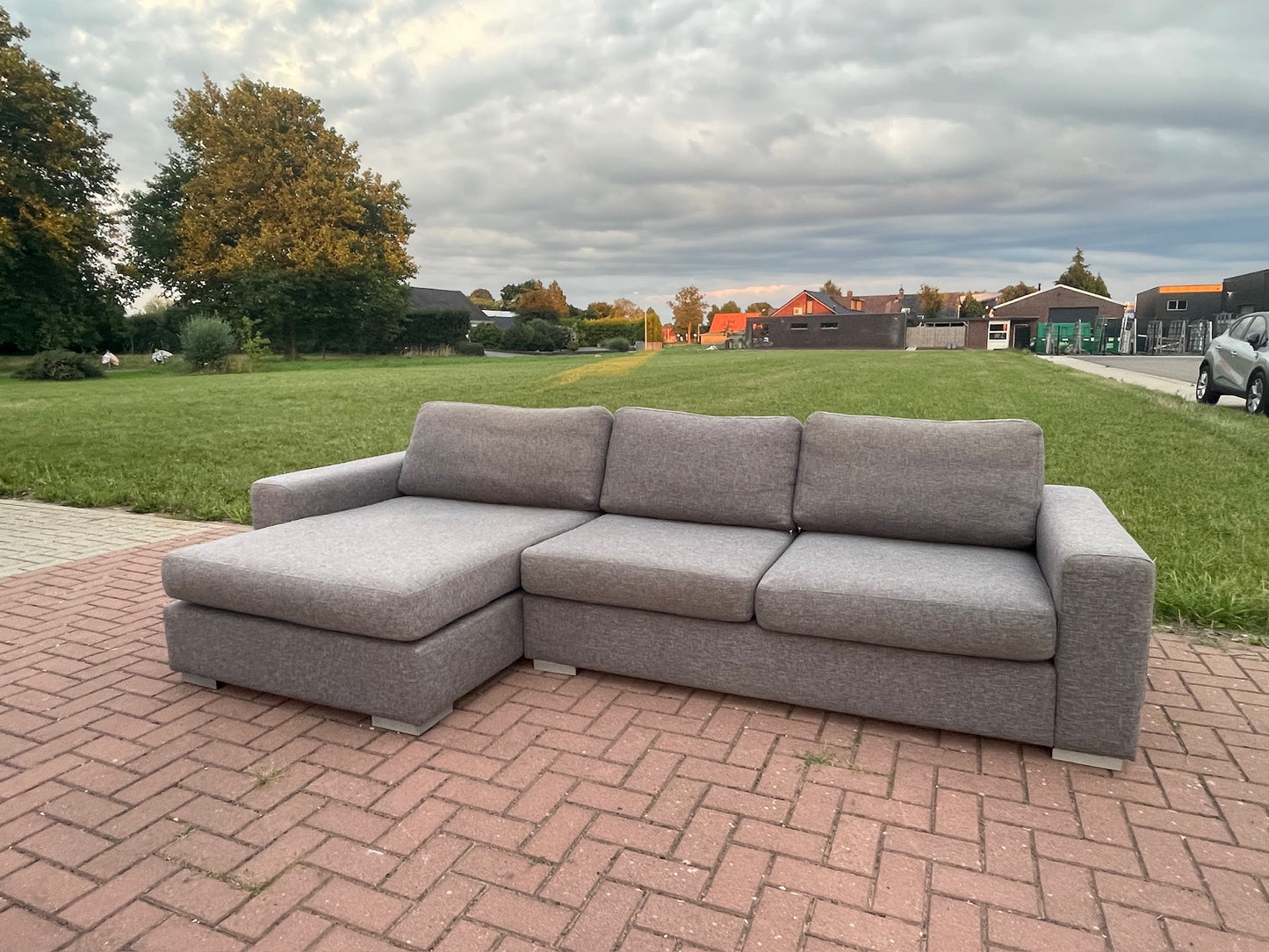 GRATIS LEVERING HEEL BENELUX + DACH N-joy Grijs Stoffen Hoekbank met Lounge Links