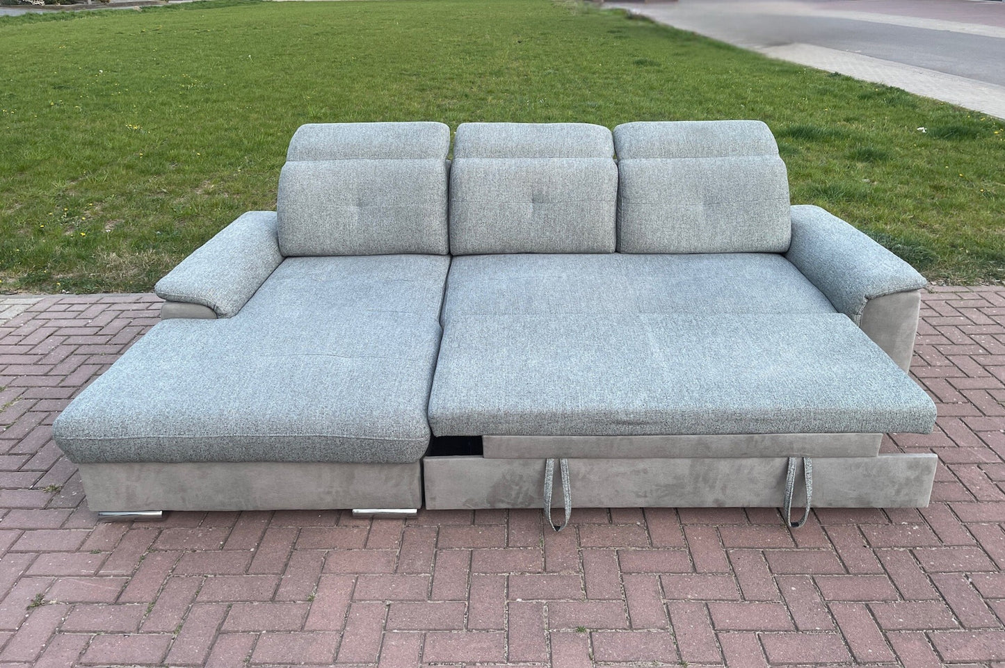 GRATIS LEVERING HEEL BENELUX + DACH Moderne Grijs Stoffen Hoekbank + Slaapfunctie