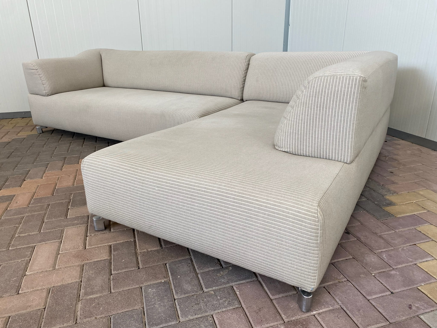 Leolux Faya Lobi Design Hoekbank– Luxe Ribstof–Iconisch Nederlands Design–Gratis Levering