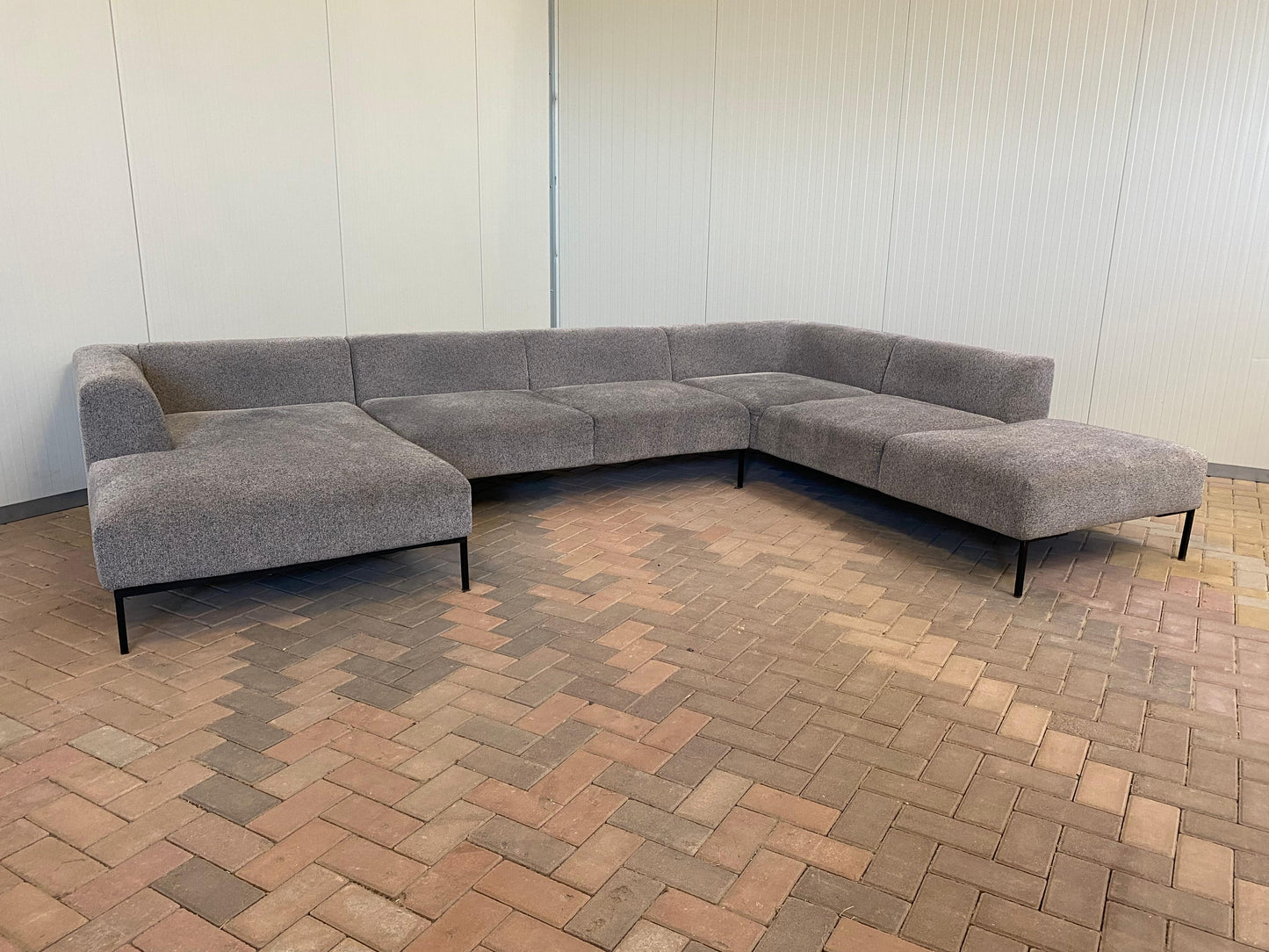 GRATIS LEVERING HEEL BENELUX + DACH Montel Grote Grijs Stoffen U-Bankstel