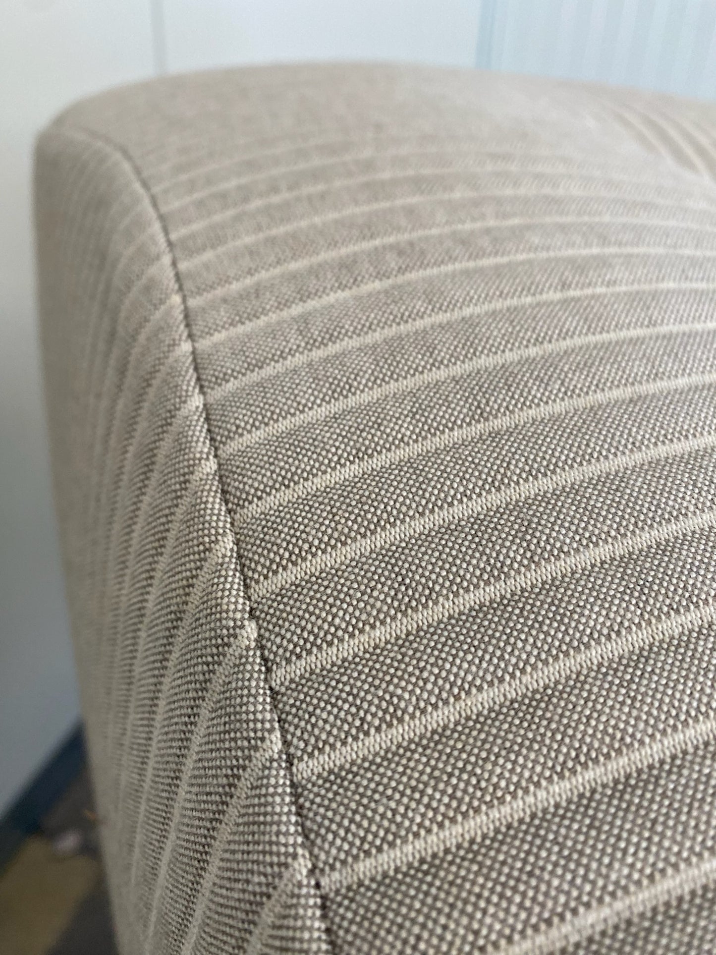 Leolux Faya Lobi Design Hoekbank– Luxe Ribstof–Iconisch Nederlands Design–Gratis Levering