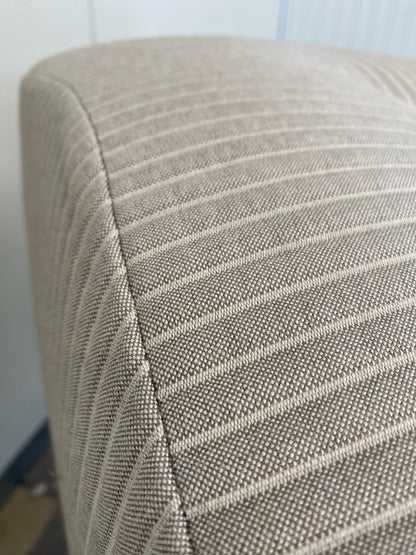 Leolux Faya Lobi Design Hoekbank– Luxe Ribstof–Iconisch Nederlands Design–Gratis Levering