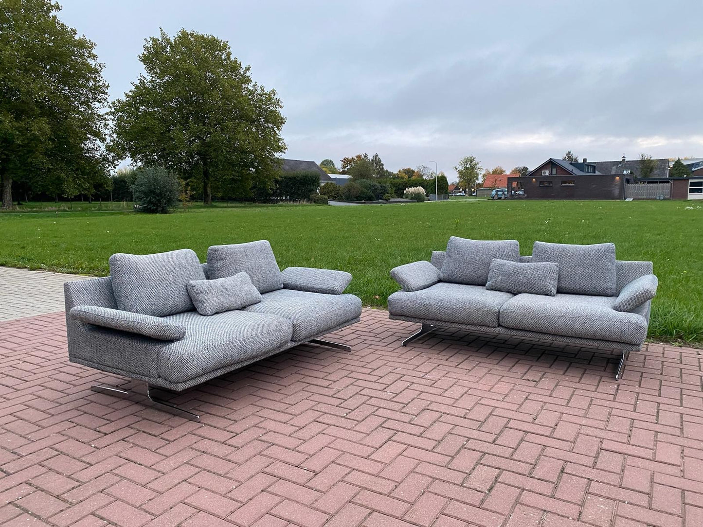 GRATIS LEVERING HEEL BENELUX + DACH Mooi Montel Grijs Stoffen Bankstel