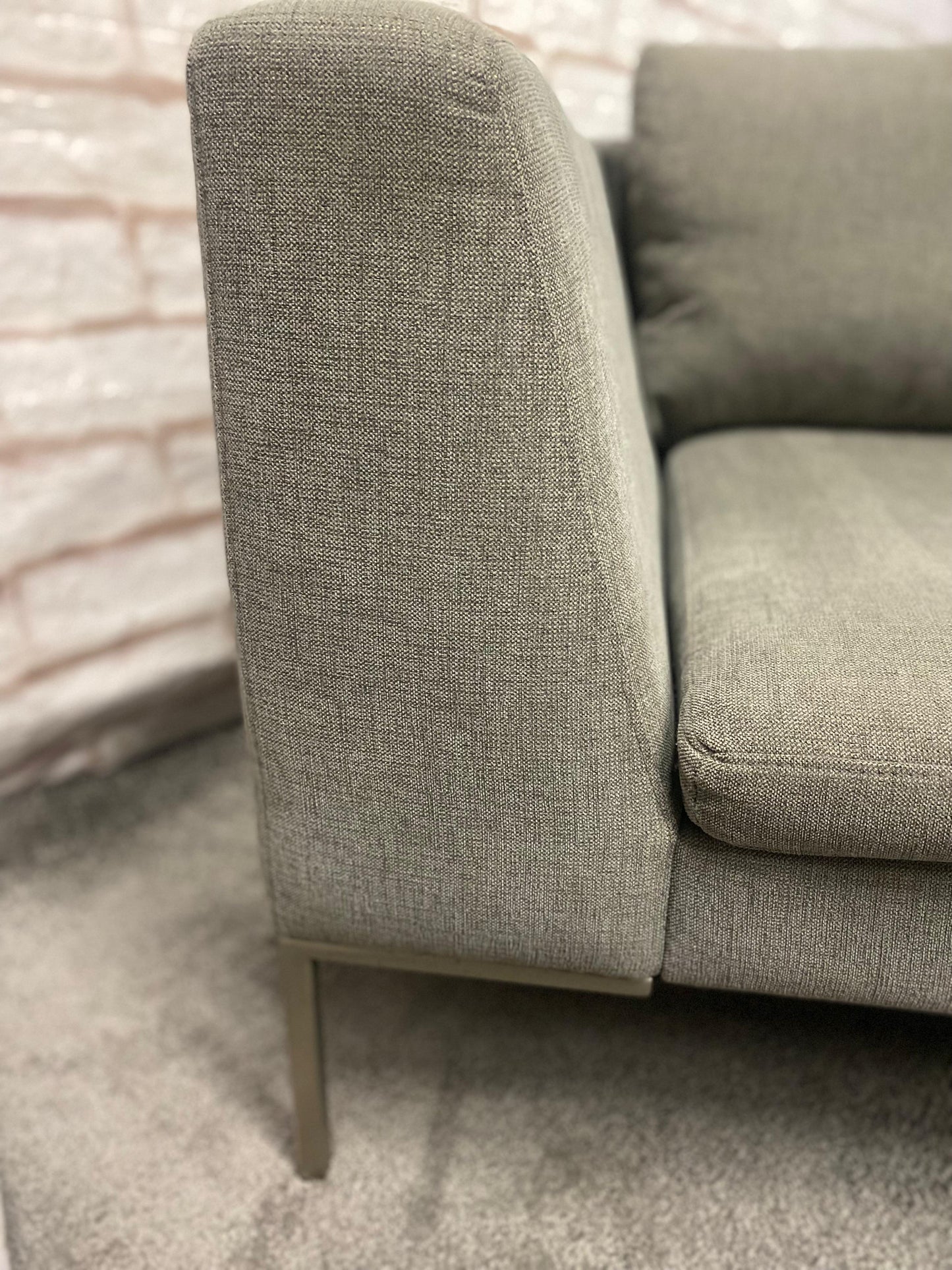 GRATIS LEVERING HEEL BENELUX + DACH Montel Taupe Stoffen Hoekbank