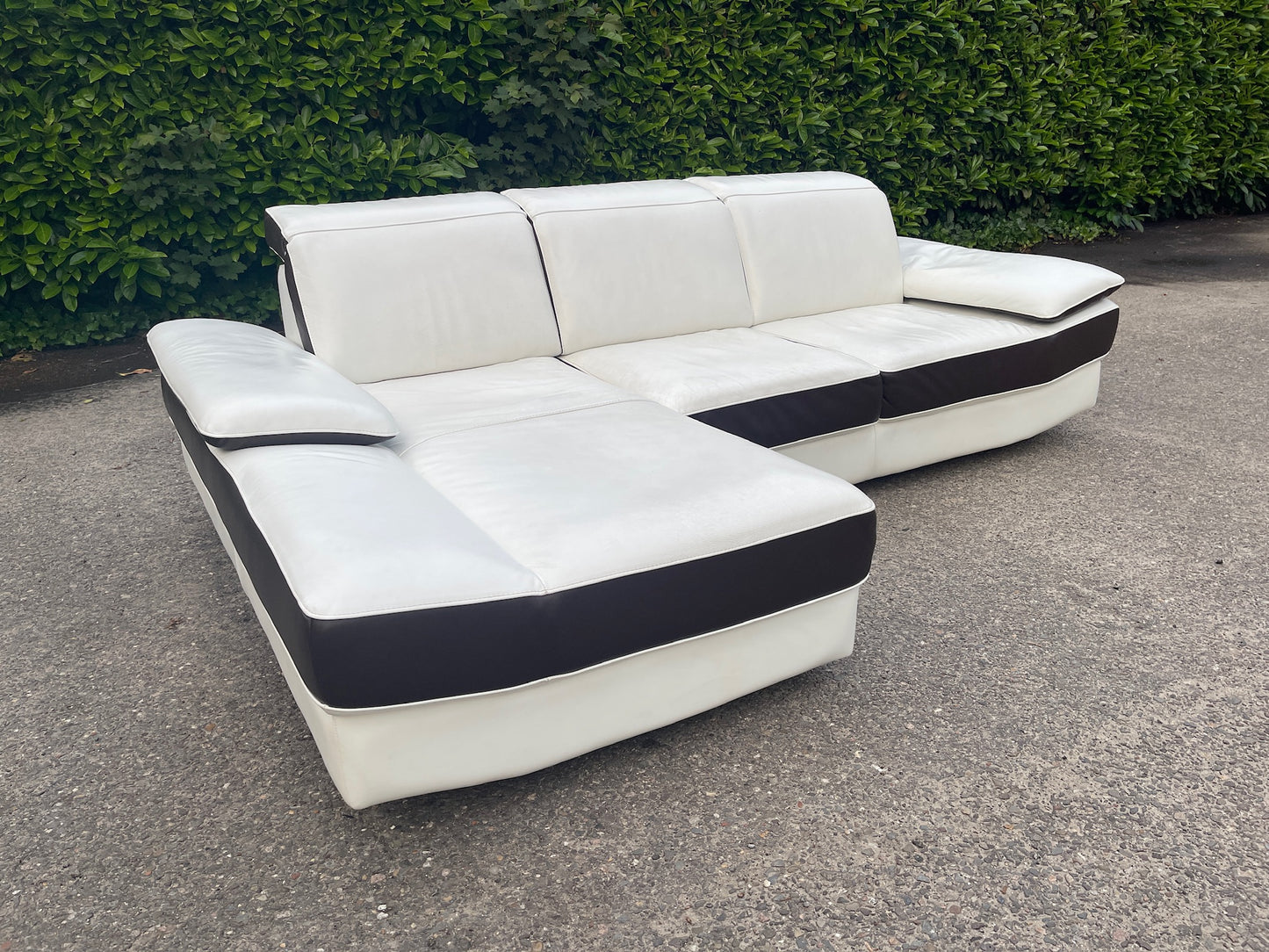 GRATIS LEVERING HEEL BENELUX + DACH Chateau d'Ax Echt Leer Hoekbank