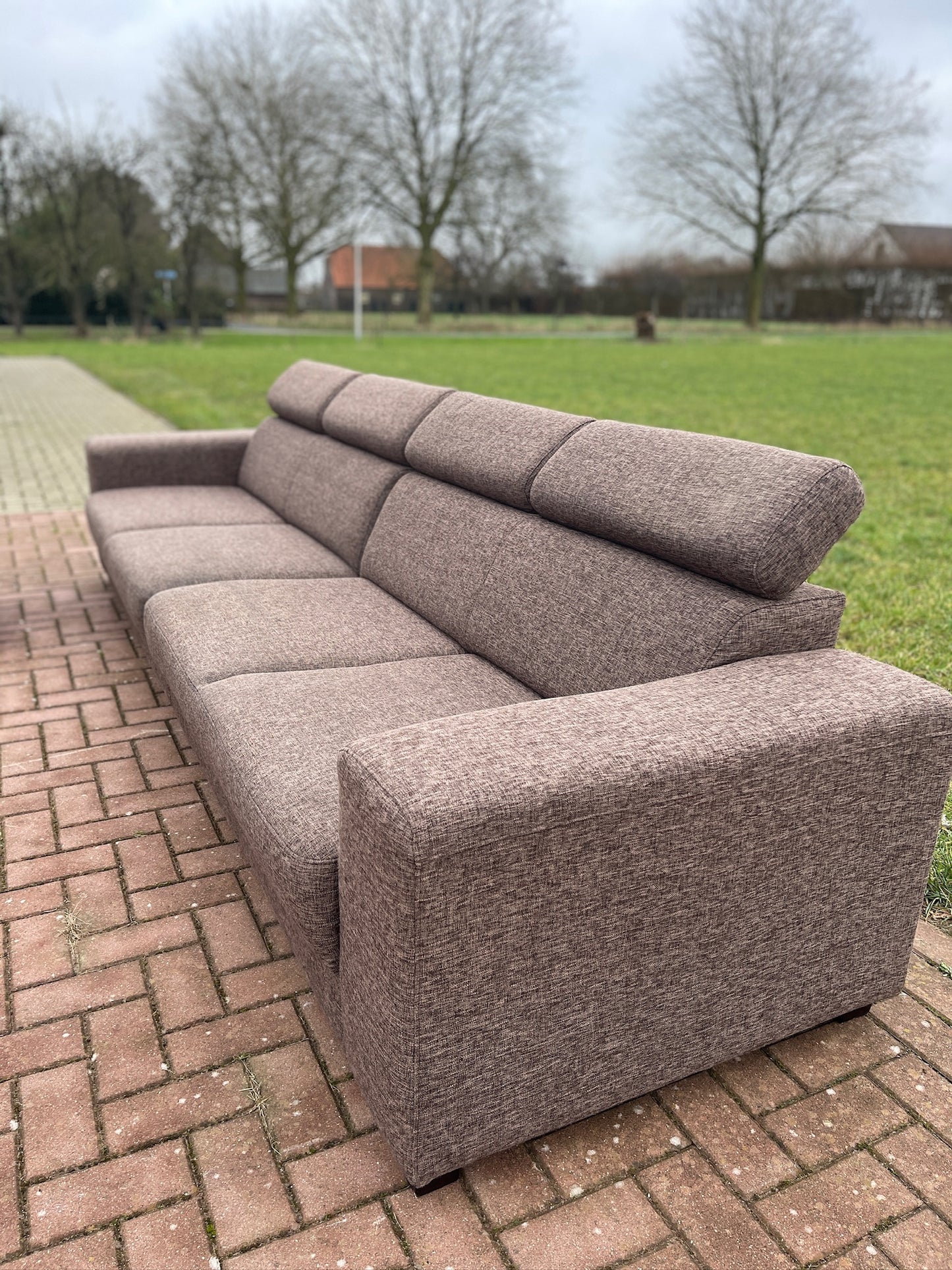 GRATIS LEVERING HEEL BENELUX + DACH Grote Stoffen Bruin 4 -zits Bankstel + Hocker