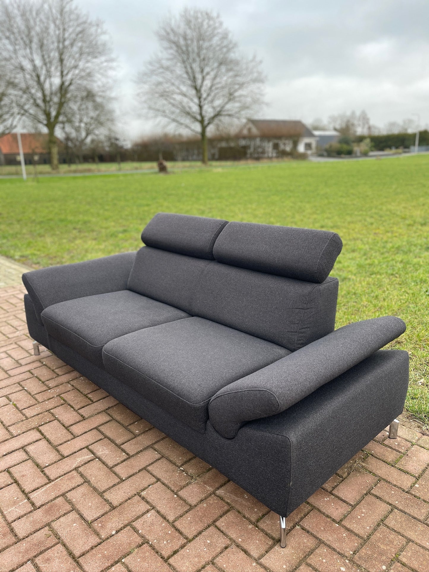 GRATIS LEVERING HEEL BENELUX + DACH Montel 3-zits Antraciet Bankstel + Hocker