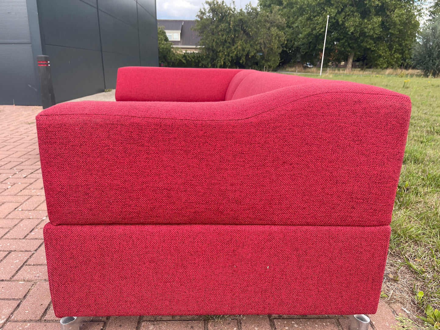 Leolux Faya Lobi hoekbank in het rood– Premium comfort en luxe design-Gratis Levering