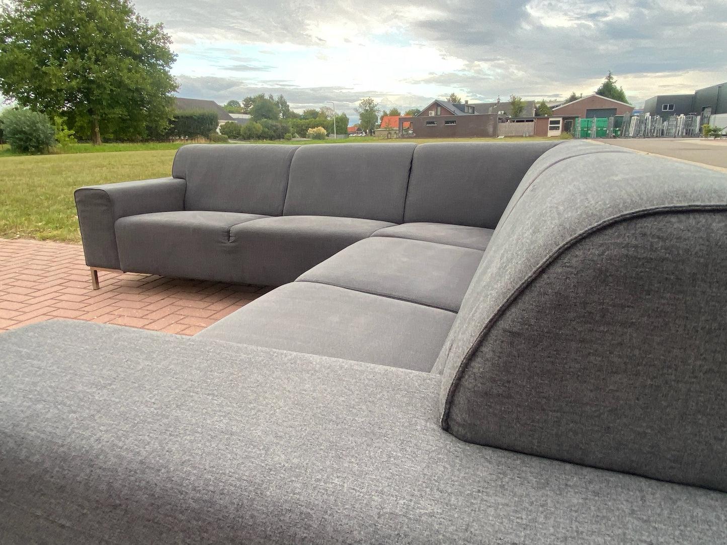 GRATIS LEVERING HEEL BENELUX + DACH Mooie Grijze Stoffen Hoekbank