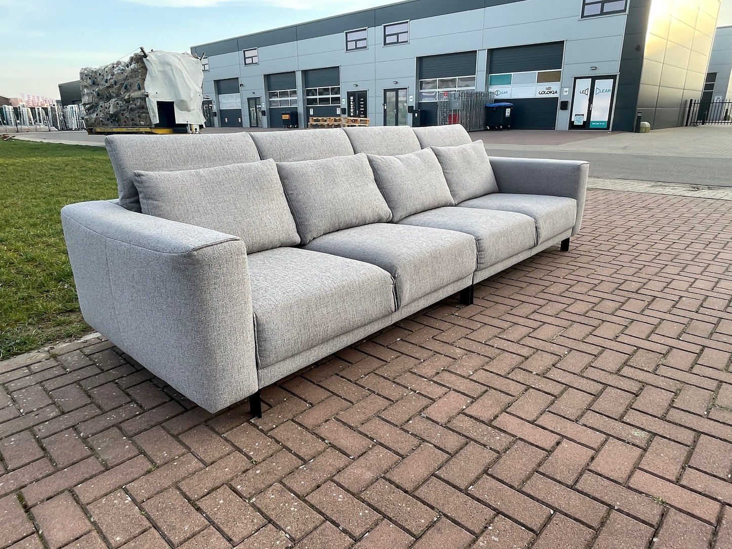 GRATIS LEVERING HEEL BENELUX + DACH Montel Grijs 4-zits Stoffen Bankstel