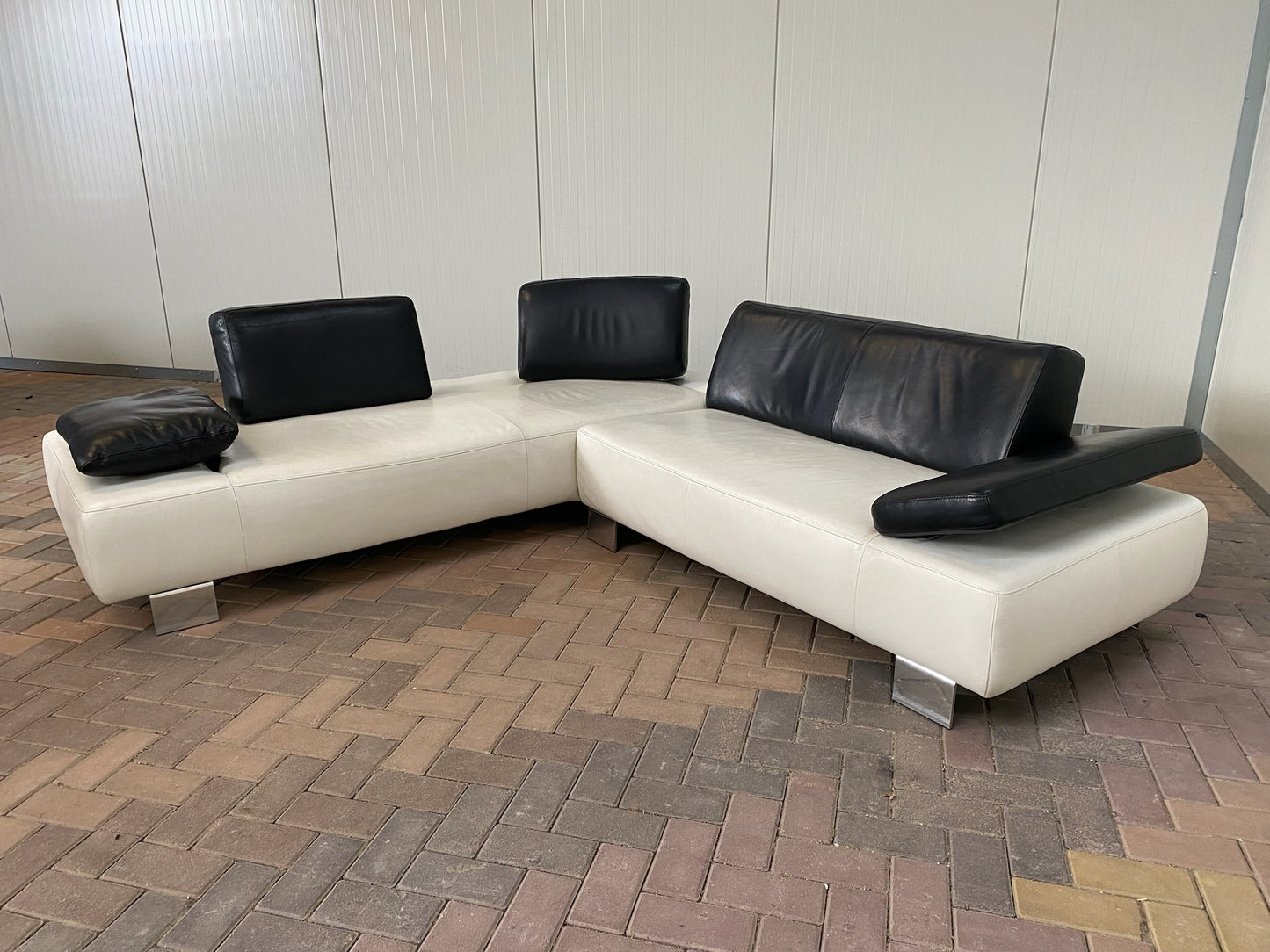GRATIS LEVERING HEEL BENELUX + DACH Montel Wit Echt Leer Hoekbank + Hocker