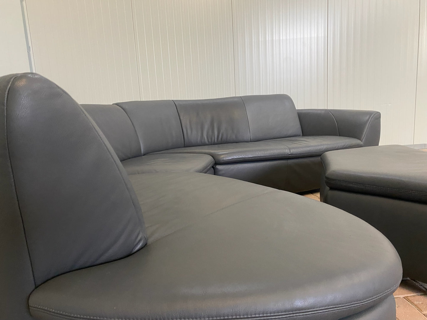 GRATIS LEVERING HEEL BENELUX + DACH Hummel Design Grijs Leer Hoekbank