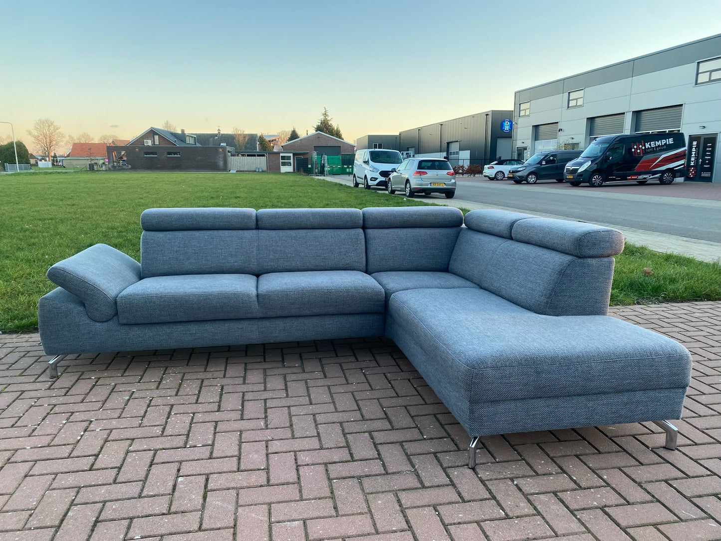 GRATIS LEVERING HEEL BENELUX + DACH Montel Grijze Hoekbank