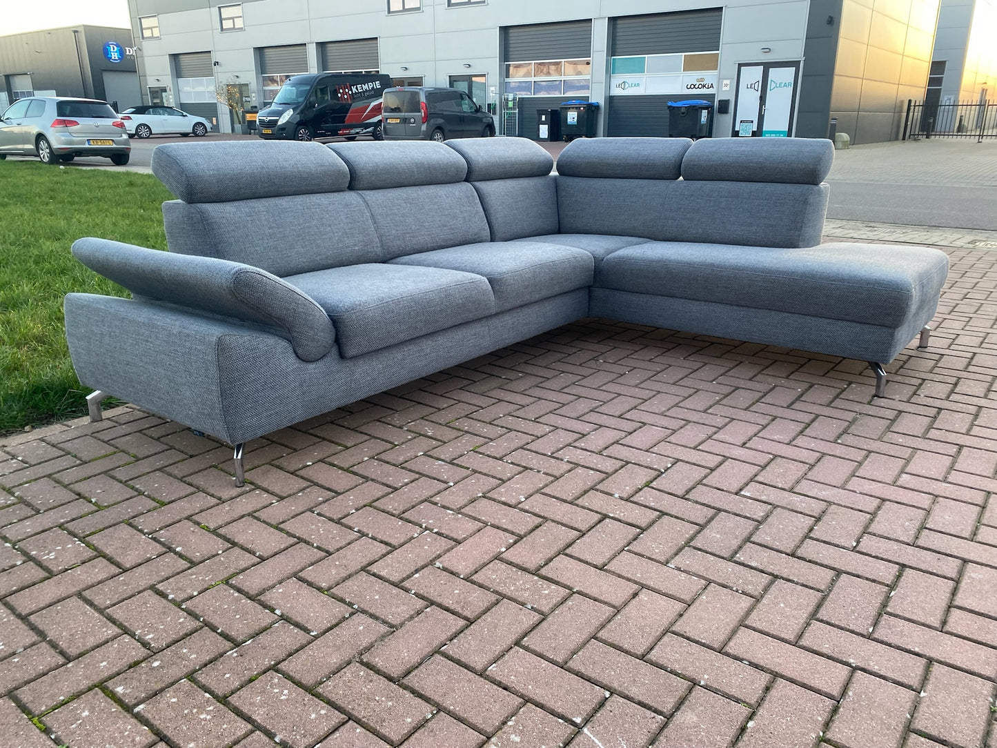 GRATIS LEVERING HEEL BENELUX + DACH Montel Grijze Hoekbank