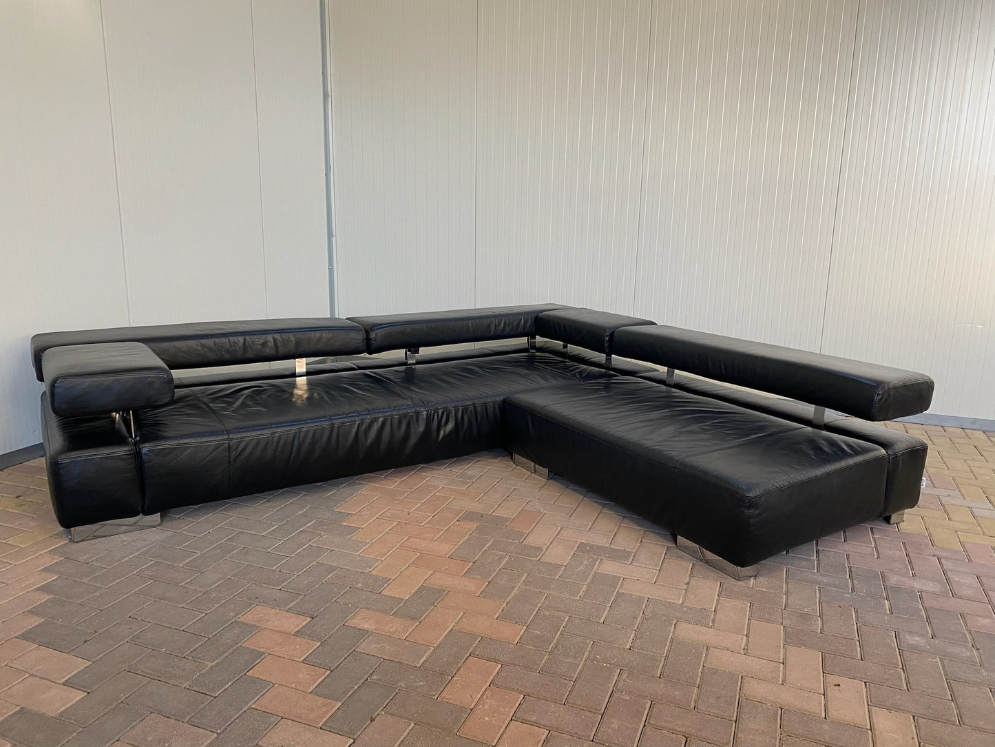 Bruhl Zwarte Leren Hoekbank – Verstelbaar Comfort – Ruime Lounge – Gratis Levering NL & BE