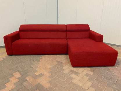 Montel Rode Stoffen Hoekbank – Verstelbare Hoofdsteunen – Ruim Zitcomfort – Gratis Levering NL & BE