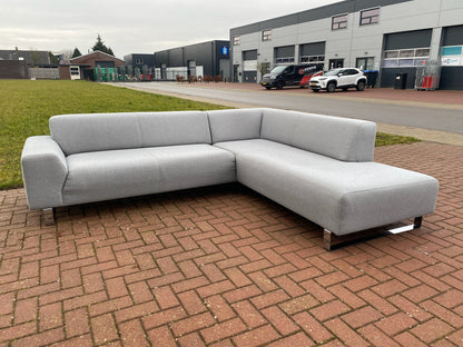 Montel Grijze Stoffen Hoekbank – Ruim loungecomfort – Modern & stijlvol – Gratis Levering NL & BE