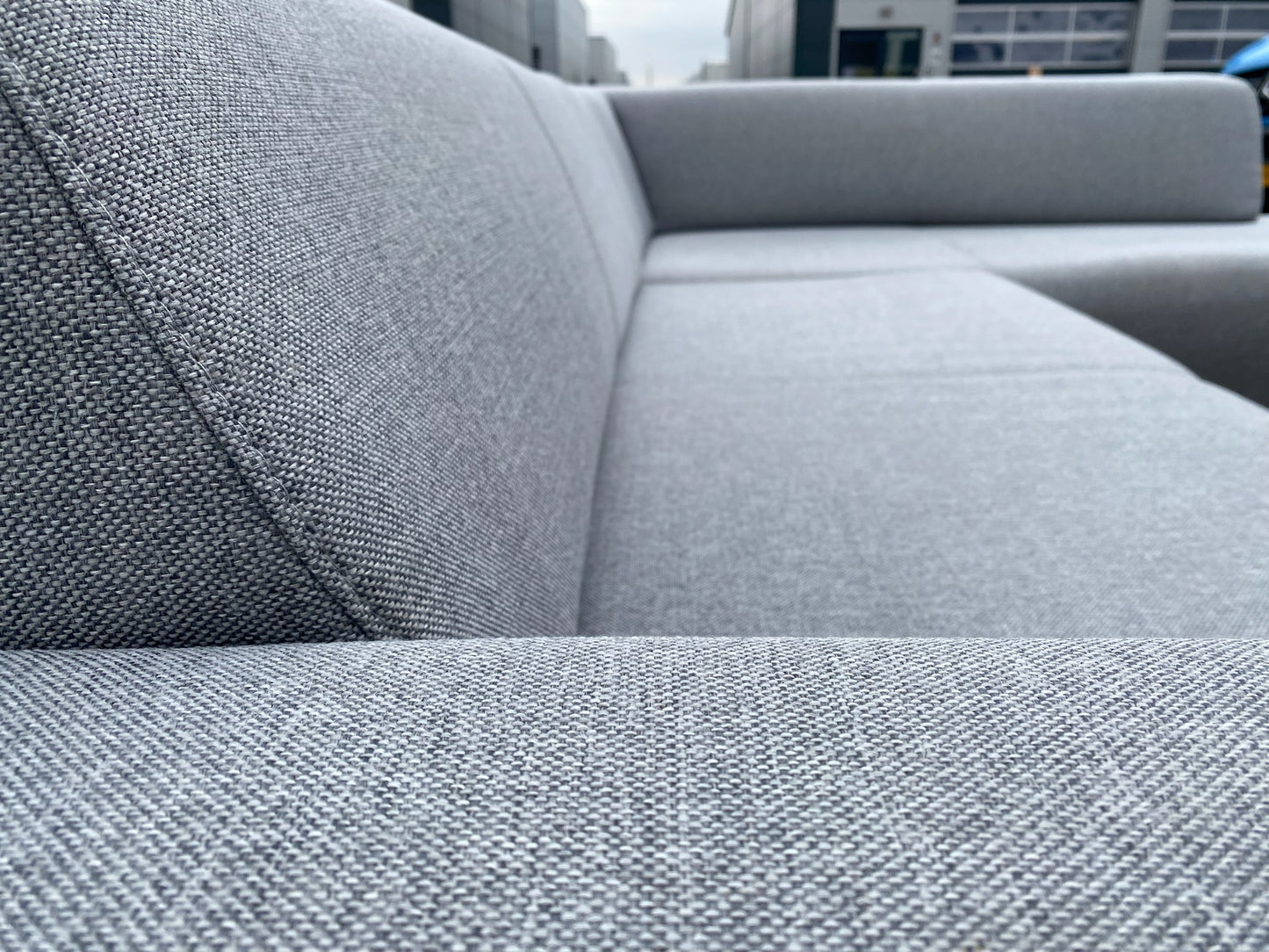 Montel Grijze Stoffen Hoekbank – Ruim loungecomfort – Modern & stijlvol – Gratis Levering NL & BE