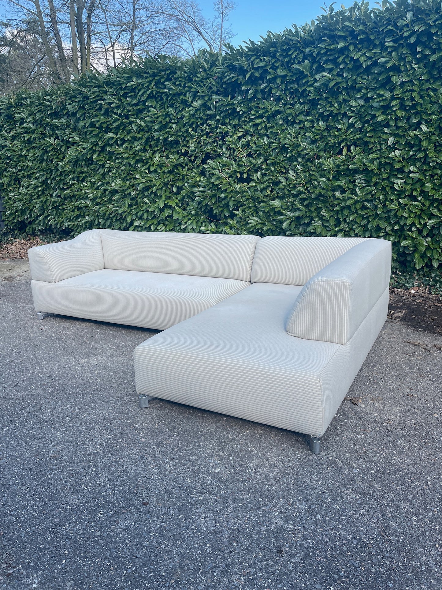 Leolux Faya Lobi Design Hoekbank– Luxe Ribstof–Iconisch Nederlands Design–Gratis Levering
