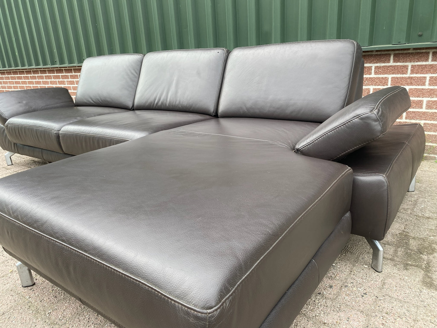 Montel Bruine Leren Hoekbank – Premium Europees Comfort – Echt Leer – Gratis Levering NL & BE