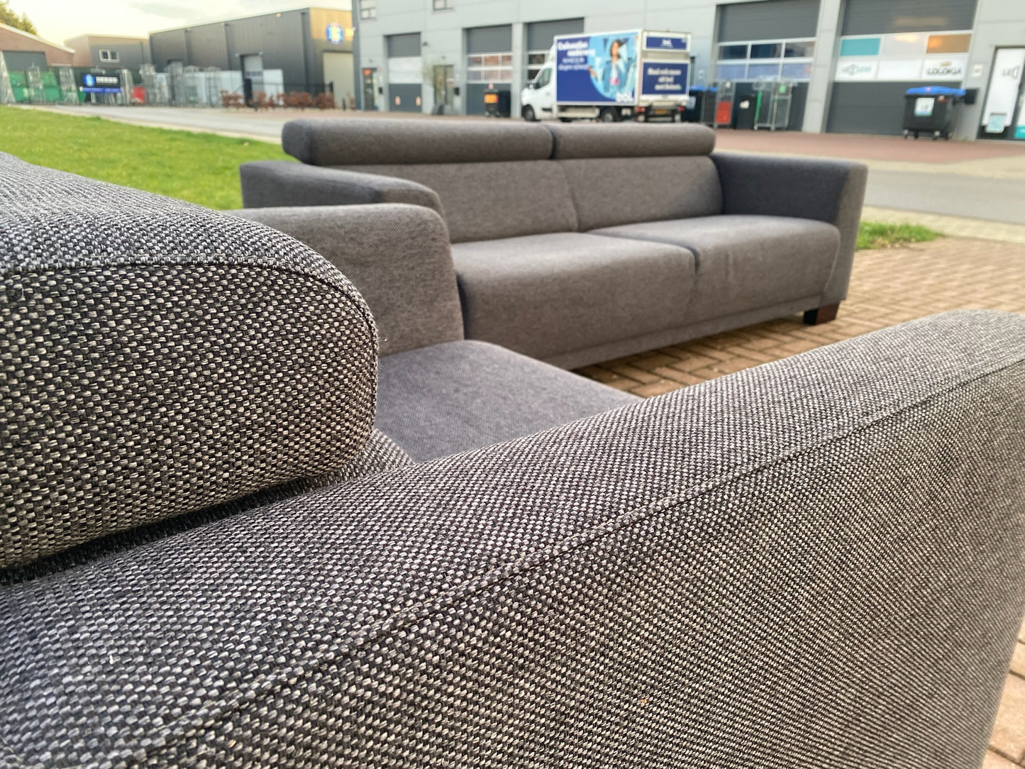 Montèl Donkergrijs Bankstel–Verstelbaar Comfort–Gratis Levering