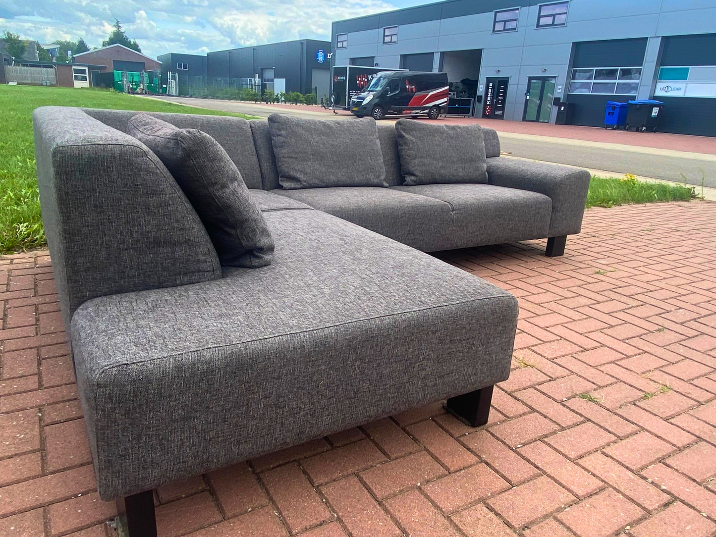 GRATIS LEVERING HEEL BENELUX + DACH Moderne Grijs Stoffen Hoekbank