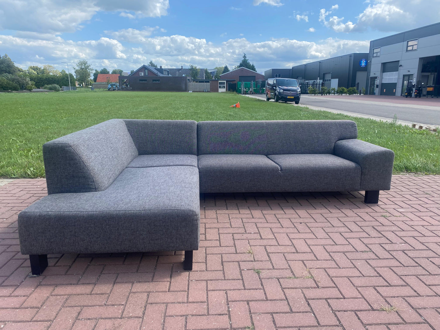 GRATIS LEVERING HEEL BENELUX + DACH Moderne Grijs Stoffen Hoekbank